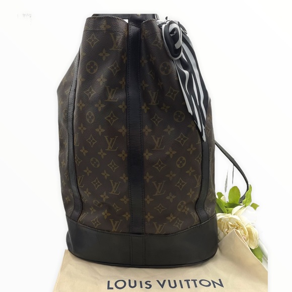 Louis Vuitton Randonnee GM backpack - Picture 6 of 13